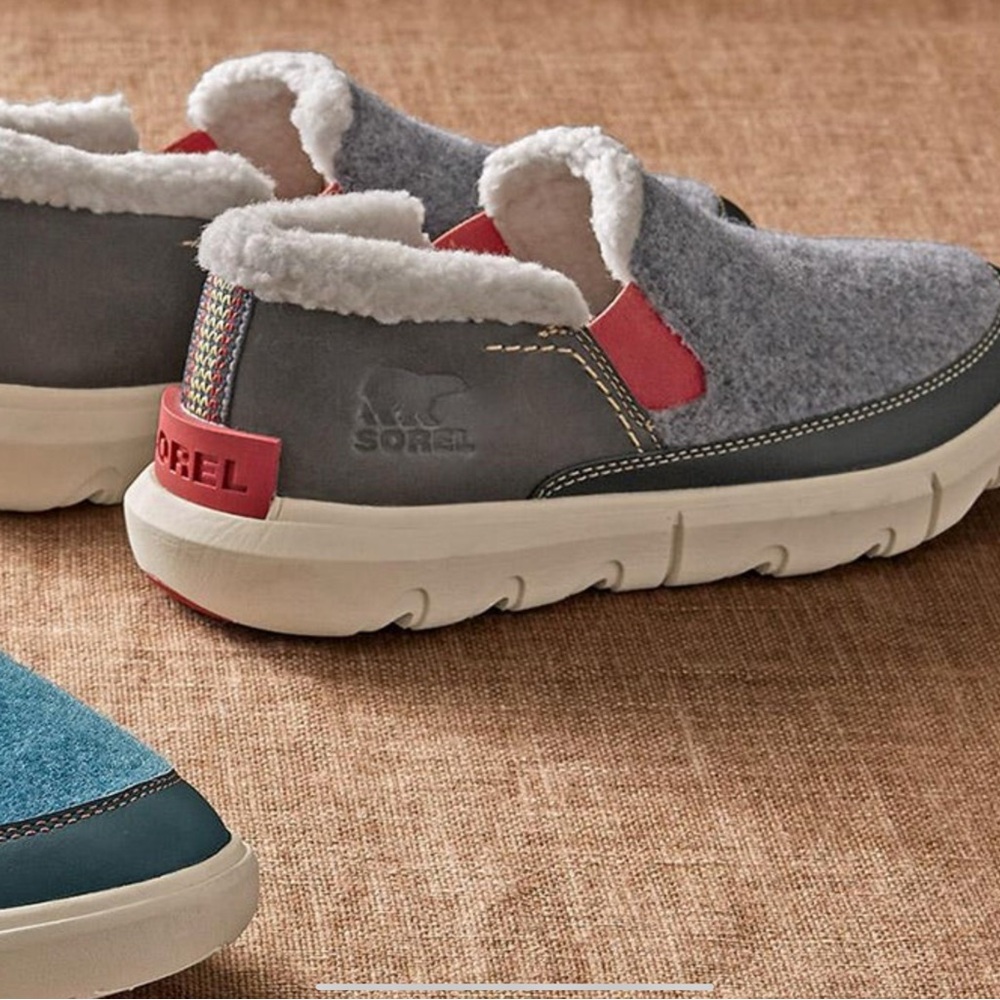 Sorel Gray and Red Ankle Booties